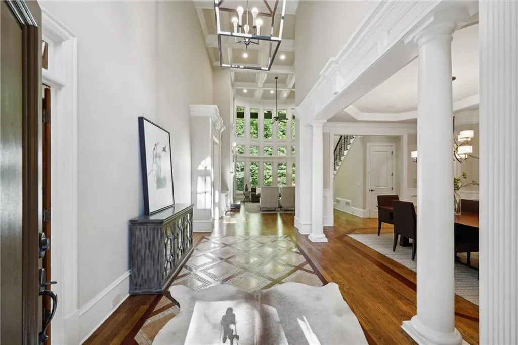 4980 High Point Road, Atlanta, Georgia 30342, 6 Bedrooms Bedrooms, ,5 BathroomsBathrooms,Residential,Sold,4980 High Point Road,7349380