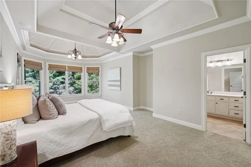 4980 High Point Road, Atlanta, Georgia 30342, 6 Bedrooms Bedrooms, ,5 BathroomsBathrooms,Residential,Sold,4980 High Point Road,7349380