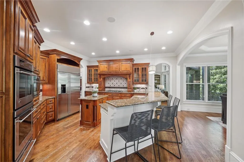 4980 High Point Road, Atlanta, Georgia 30342, 6 Bedrooms Bedrooms, ,5 BathroomsBathrooms,Residential,Sold,4980 High Point Road,7349380