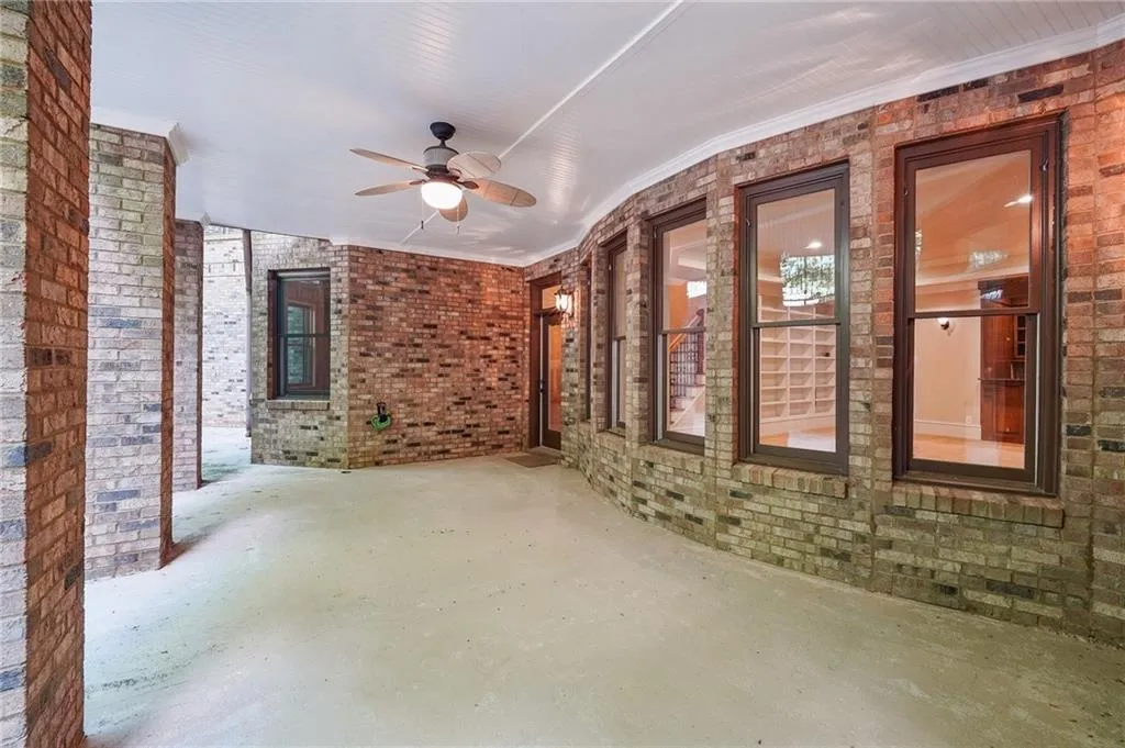 4980 High Point Road, Atlanta, Georgia 30342, 6 Bedrooms Bedrooms, ,5 BathroomsBathrooms,Residential,Sold,4980 High Point Road,7349380