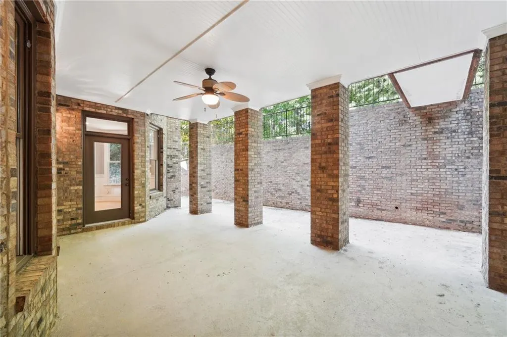 4980 High Point Road, Atlanta, Georgia 30342, 6 Bedrooms Bedrooms, ,5 BathroomsBathrooms,Residential,Sold,4980 High Point Road,7349380