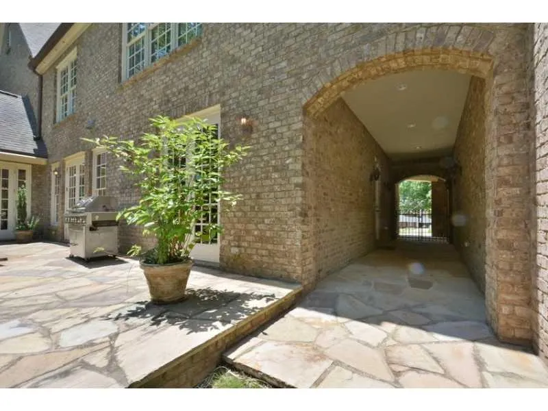 4595 Mystic Drive, Sandy Springs, Georgia 30342, 6 Bedrooms Bedrooms, ,7 BathroomsBathrooms,Residential,Sold,4595 Mystic Drive,5825137