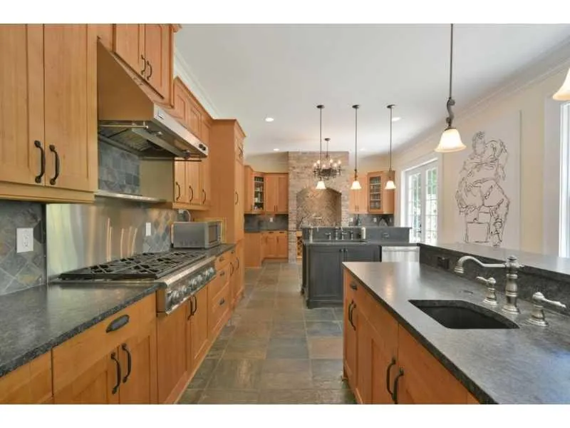 4595 Mystic Drive, Sandy Springs, Georgia 30342, 6 Bedrooms Bedrooms, ,7 BathroomsBathrooms,Residential,Sold,4595 Mystic Drive,5825137