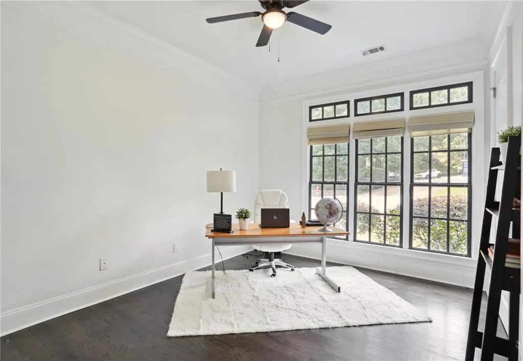 498 West Spalding Drive, Sandy Springs, Georgia 30328, 6 Bedrooms Bedrooms, ,5 BathroomsBathrooms,Residential,Sold,498 West Spalding Drive,7068395