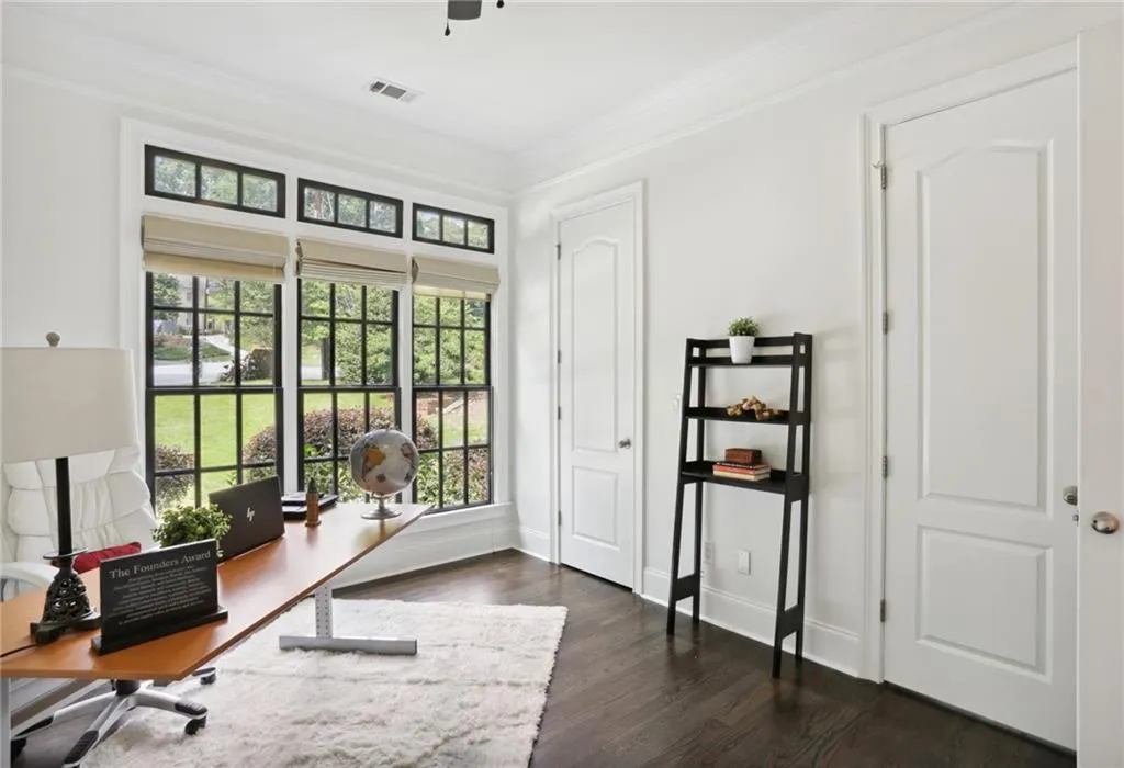 498 West Spalding Drive, Sandy Springs, Georgia 30328, 6 Bedrooms Bedrooms, ,5 BathroomsBathrooms,Residential,Sold,498 West Spalding Drive,7068395