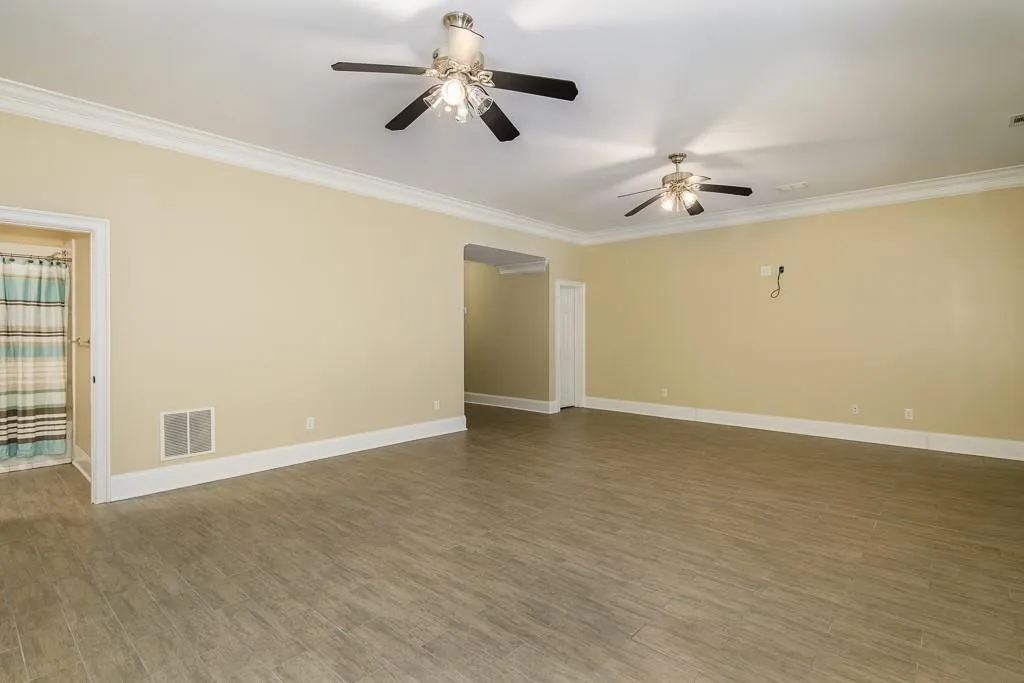 5492 Glenridge Drive Unit 516, Sandy Springs, Georgia 30342, 4 Bedrooms Bedrooms, ,3 BathroomsBathrooms,Residential,Sold,5492 Glenridge Drive Unit 516,6618791