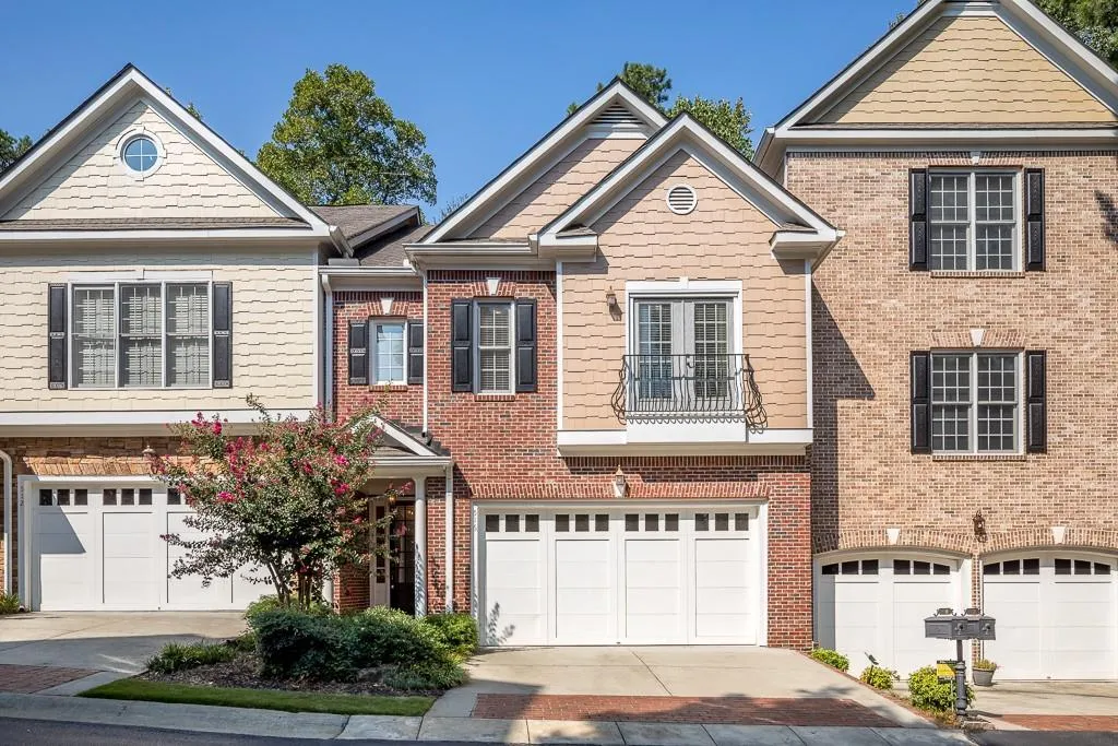 5492 Glenridge Drive Unit 516, Sandy Springs, Georgia 30342, 4 Bedrooms Bedrooms, ,3 BathroomsBathrooms,Residential,Sold,5492 Glenridge Drive Unit 516,6618791