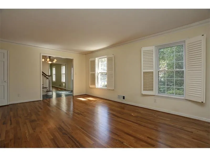 515 Tanacrest Circle, Sandy Springs, Georgia 30328, 4 Bedrooms Bedrooms, ,2 BathroomsBathrooms,Residential,Sold,515 Tanacrest Circle,5647014
