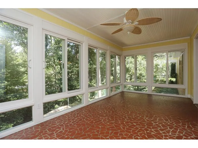 515 Tanacrest Circle, Sandy Springs, Georgia 30328, 4 Bedrooms Bedrooms, ,2 BathroomsBathrooms,Residential,Sold,515 Tanacrest Circle,5647014