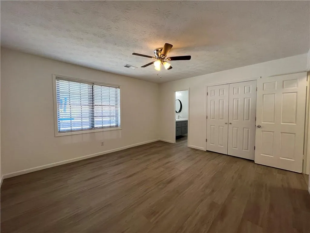 320 Winding River Drive Unit C, Sandy Springs, Georgia 30350, 2 Bedrooms Bedrooms, ,2 BathroomsBathrooms,Residential,Sold,320 Winding River Drive Unit C,7034343