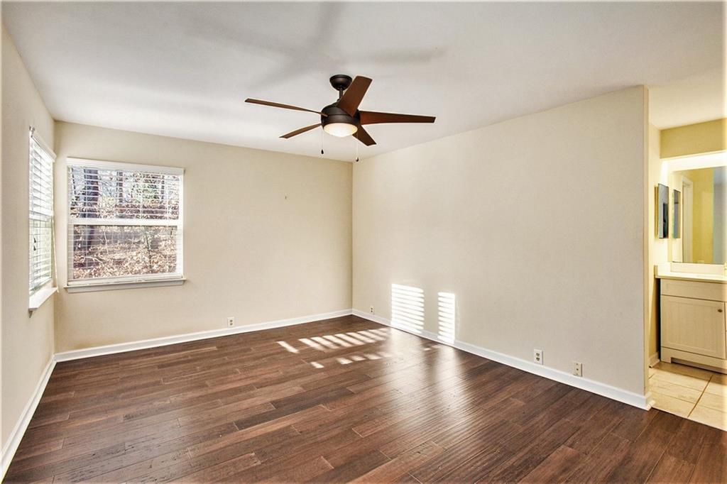 76 Dunwoody Springs Drive Unit A, Sandy Springs, Georgia 30328, 2 Bedrooms Bedrooms, ,2 BathroomsBathrooms,Residential,Sold,76 Dunwoody Springs Drive Unit A,7314475