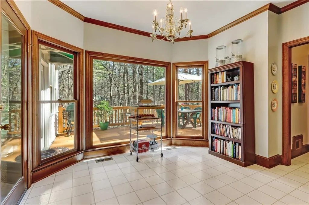 8265 Habersham Waters Road, Atlanta, Georgia 30350, 5 Bedrooms Bedrooms, ,4 BathroomsBathrooms,Residential,Sold,8265 Habersham Waters Road,7019946