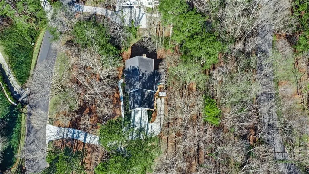 8265 Habersham Waters Road, Atlanta, Georgia 30350, 5 Bedrooms Bedrooms, ,4 BathroomsBathrooms,Residential,Sold,8265 Habersham Waters Road,7019946
