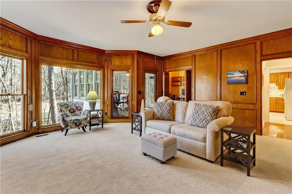 8265 Habersham Waters Road, Atlanta, Georgia 30350, 5 Bedrooms Bedrooms, ,4 BathroomsBathrooms,Residential,Sold,8265 Habersham Waters Road,7019946