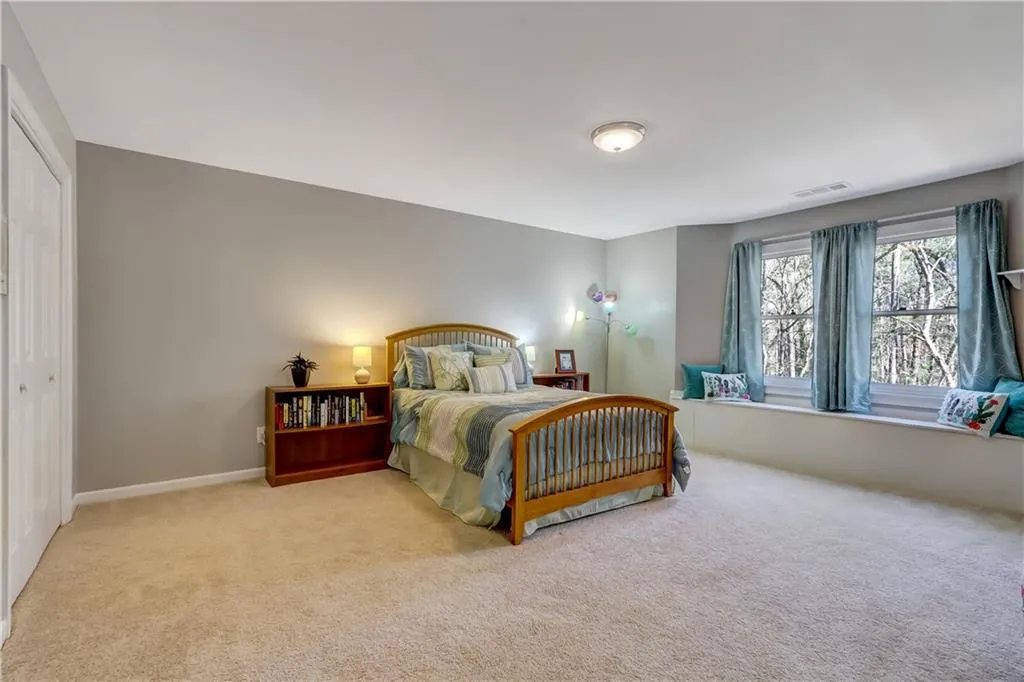 8265 Habersham Waters Road, Atlanta, Georgia 30350, 5 Bedrooms Bedrooms, ,4 BathroomsBathrooms,Residential,Sold,8265 Habersham Waters Road,7019946