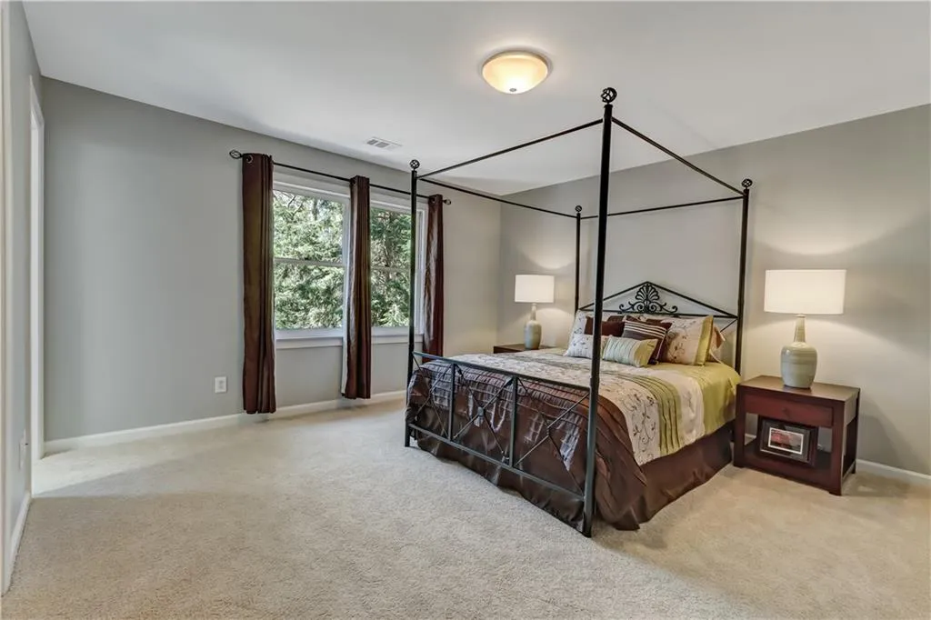 8265 Habersham Waters Road, Atlanta, Georgia 30350, 5 Bedrooms Bedrooms, ,4 BathroomsBathrooms,Residential,Sold,8265 Habersham Waters Road,7019946