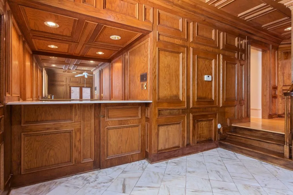 655 Fair Oaks Manor, Sandy Springs, Georgia 30327, 5 Bedrooms Bedrooms, ,6 BathroomsBathrooms,Residential,Sold,655 Fair Oaks Manor,6733564