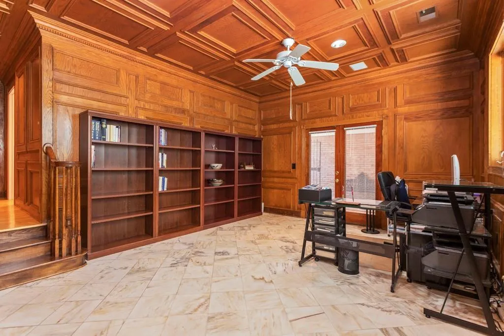 655 Fair Oaks Manor, Sandy Springs, Georgia 30327, 5 Bedrooms Bedrooms, ,6 BathroomsBathrooms,Residential,Sold,655 Fair Oaks Manor,6733564