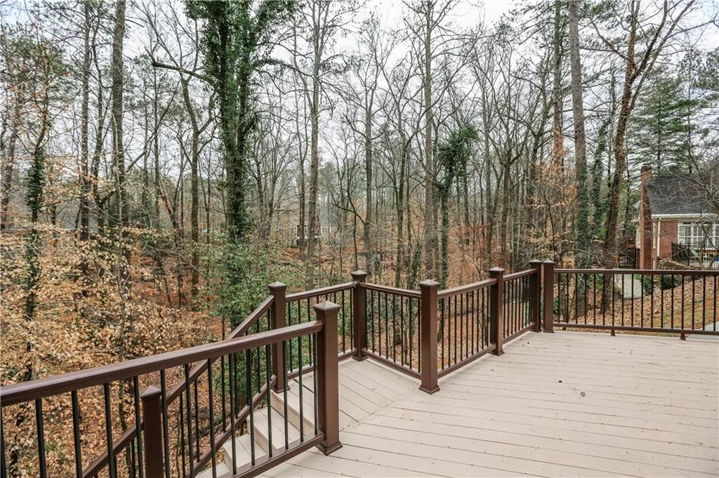 1609 Lazy River Lane, Sandy Springs, Georgia 30350, 5 Bedrooms Bedrooms, ,4 BathroomsBathrooms,Residential,Sold,1609 Lazy River Lane,5952440