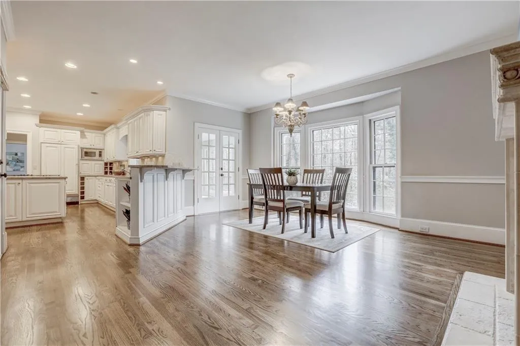 1609 Lazy River Lane, Sandy Springs, Georgia 30350, 5 Bedrooms Bedrooms, ,4 BathroomsBathrooms,Residential,Sold,1609 Lazy River Lane,5952440