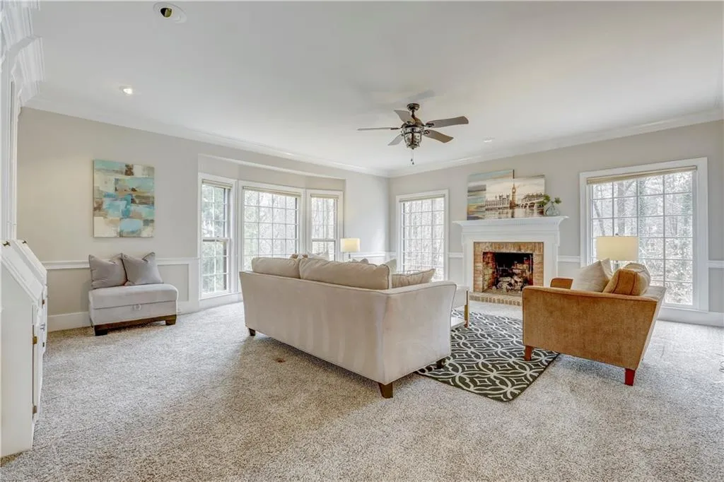 1609 Lazy River Lane, Sandy Springs, Georgia 30350, 5 Bedrooms Bedrooms, ,4 BathroomsBathrooms,Residential,Sold,1609 Lazy River Lane,5952440