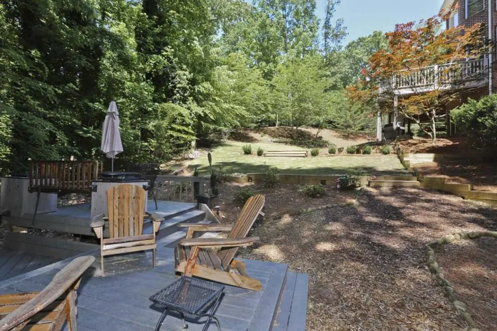 8222 Hewlett Road, Sandy Springs, Georgia 30350, 5 Bedrooms Bedrooms, ,5 BathroomsBathrooms,Residential,Sold,8222 Hewlett Road,6834832