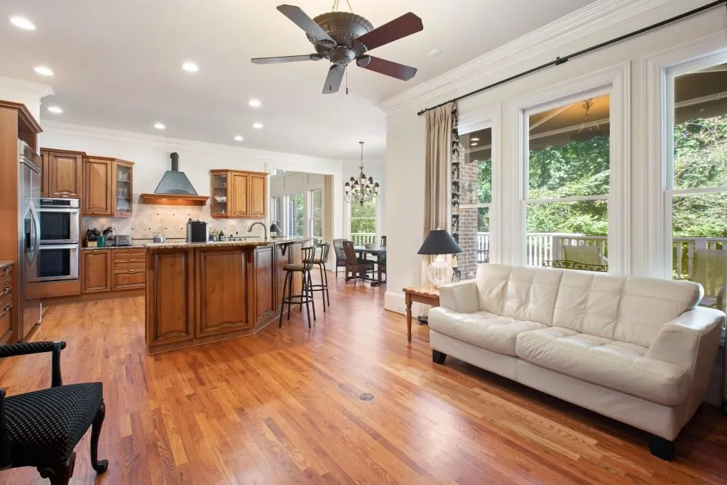 8222 Hewlett Road, Sandy Springs, Georgia 30350, 5 Bedrooms Bedrooms, ,5 BathroomsBathrooms,Residential,Sold,8222 Hewlett Road,6834832