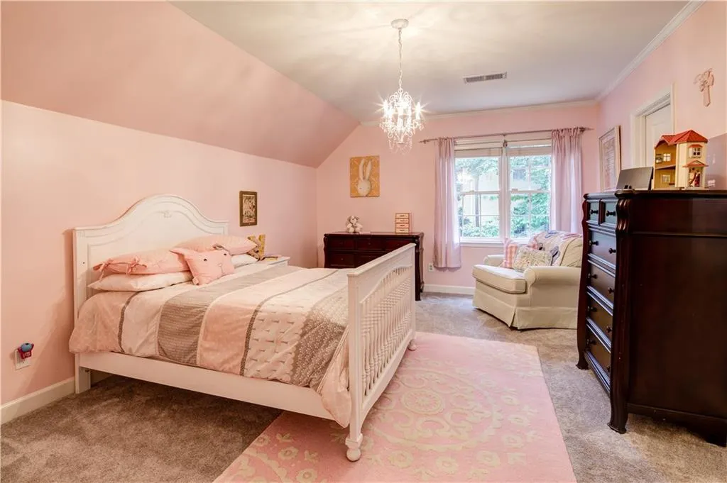 7800 Landowne Drive, Sandy Springs, Georgia 30350, 5 Bedrooms Bedrooms, ,4 BathroomsBathrooms,Residential,Sold,7800 Landowne Drive,5957331