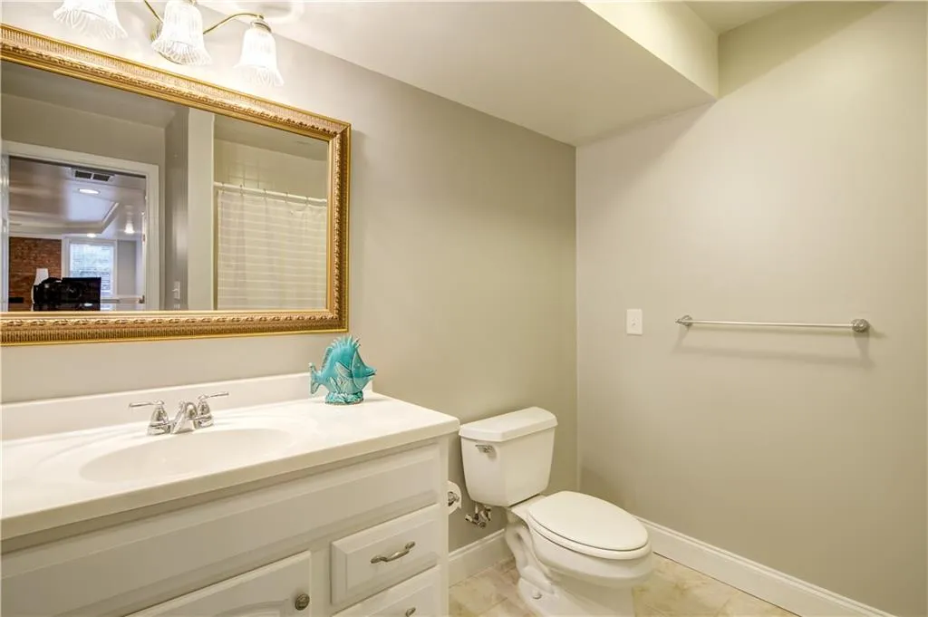 7800 Landowne Drive, Sandy Springs, Georgia 30350, 5 Bedrooms Bedrooms, ,4 BathroomsBathrooms,Residential,Sold,7800 Landowne Drive,5957331