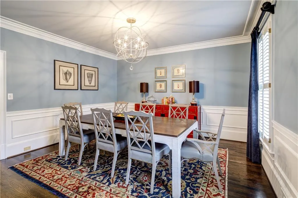 7800 Landowne Drive, Sandy Springs, Georgia 30350, 5 Bedrooms Bedrooms, ,4 BathroomsBathrooms,Residential,Sold,7800 Landowne Drive,5957331