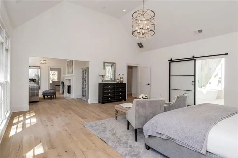 540 High Point Lane, Sandy Springs, Georgia 30342, 5 Bedrooms Bedrooms, ,5 BathroomsBathrooms,Residential,Sold,540 High Point Lane,6608635