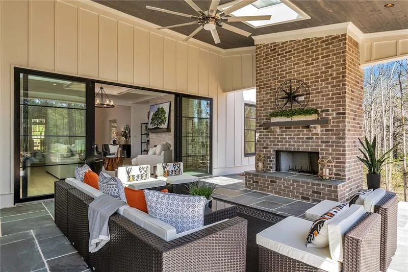 540 High Point Lane, Sandy Springs, Georgia 30342, 5 Bedrooms Bedrooms, ,5 BathroomsBathrooms,Residential,Sold,540 High Point Lane,6608635