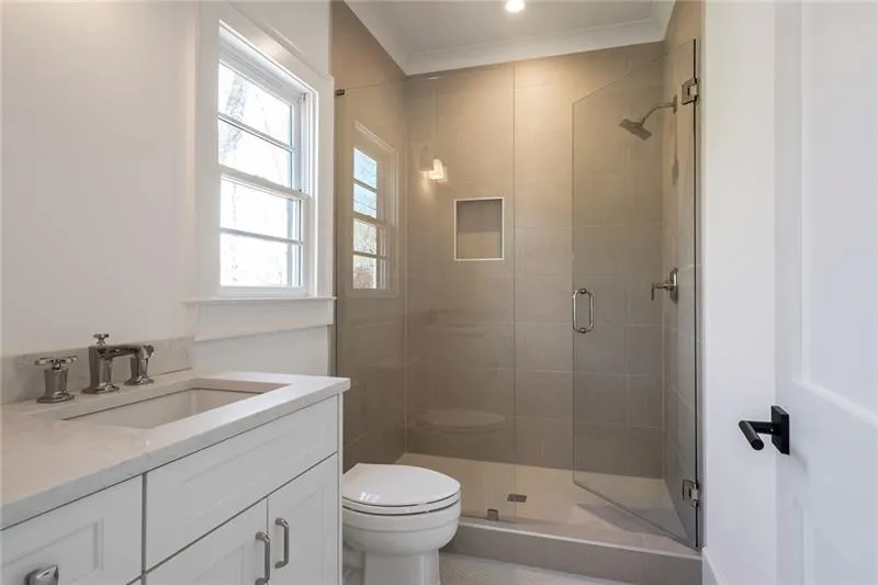 540 High Point Lane, Sandy Springs, Georgia 30342, 5 Bedrooms Bedrooms, ,5 BathroomsBathrooms,Residential,Sold,540 High Point Lane,6608635