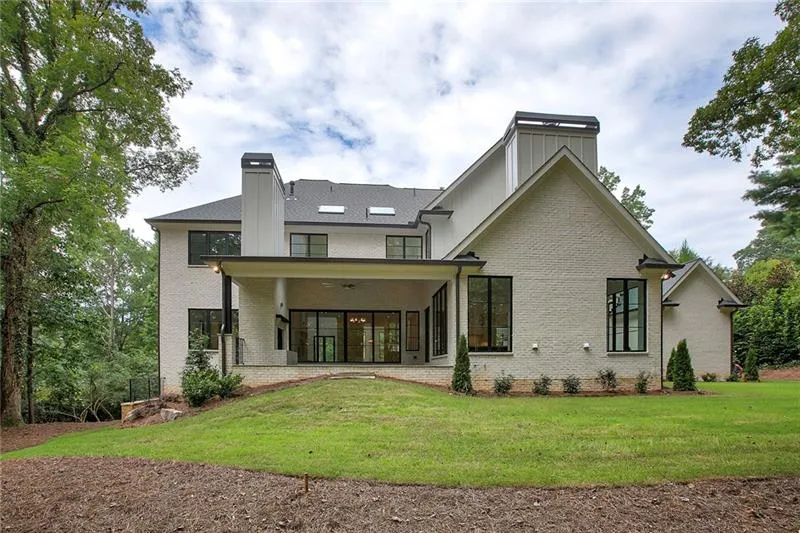 540 High Point Lane, Sandy Springs, Georgia 30342, 5 Bedrooms Bedrooms, ,5 BathroomsBathrooms,Residential,Sold,540 High Point Lane,6608635