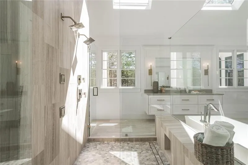 540 High Point Lane, Sandy Springs, Georgia 30342, 5 Bedrooms Bedrooms, ,5 BathroomsBathrooms,Residential,Sold,540 High Point Lane,6608635