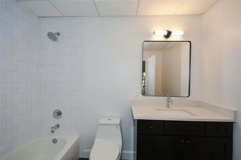 805 Wesley Oak Road, Sandy Springs, Georgia 30328, 5 Bedrooms Bedrooms, ,4 BathroomsBathrooms,Residential,For Sale,805 Wesley Oak Road,7625660