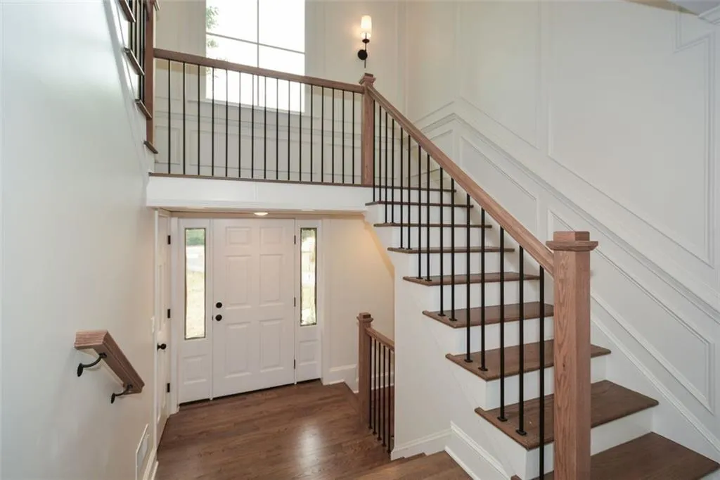 805 Wesley Oak Road, Sandy Springs, Georgia 30328, 5 Bedrooms Bedrooms, ,4 BathroomsBathrooms,Residential,For Sale,805 Wesley Oak Road,7625660