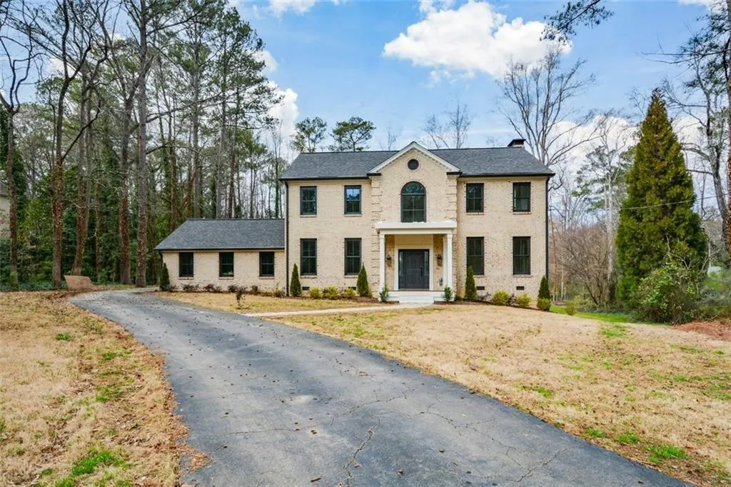 805 Wesley Oak Road, Sandy Springs, Georgia 30328, 5 Bedrooms Bedrooms, ,4 BathroomsBathrooms,Residential,For Sale,805 Wesley Oak Road,7625660
