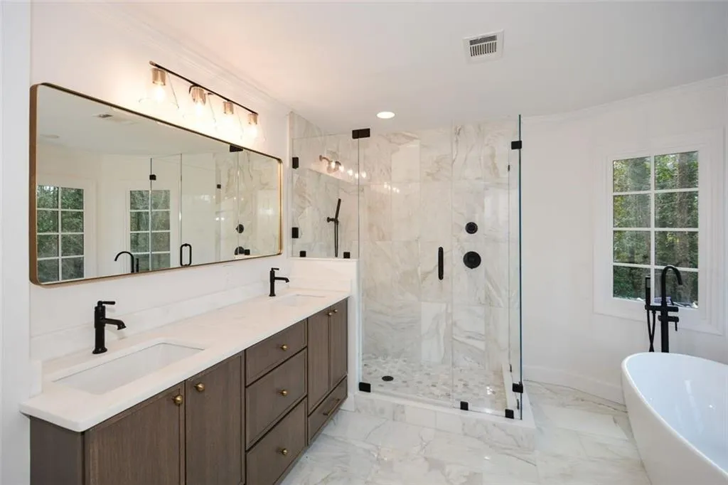 805 Wesley Oak Road, Sandy Springs, Georgia 30328, 5 Bedrooms Bedrooms, ,4 BathroomsBathrooms,Residential,For Sale,805 Wesley Oak Road,7625660