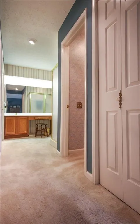96 Dunwoody Springs Drive Unit 96, Sandy Springs, Georgia 30328, 3 Bedrooms Bedrooms, ,2 BathroomsBathrooms,Residential,Sold,96 Dunwoody Springs Drive Unit 96,5837502