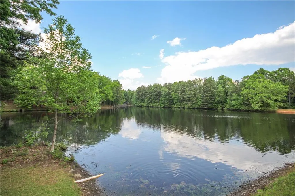 96 Dunwoody Springs Drive Unit 96, Sandy Springs, Georgia 30328, 3 Bedrooms Bedrooms, ,2 BathroomsBathrooms,Residential,Sold,96 Dunwoody Springs Drive Unit 96,5837502
