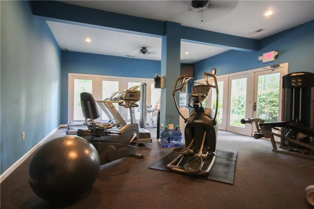 96 Dunwoody Springs Drive Unit 96, Sandy Springs, Georgia 30328, 3 Bedrooms Bedrooms, ,2 BathroomsBathrooms,Residential,Sold,96 Dunwoody Springs Drive Unit 96,5837502
