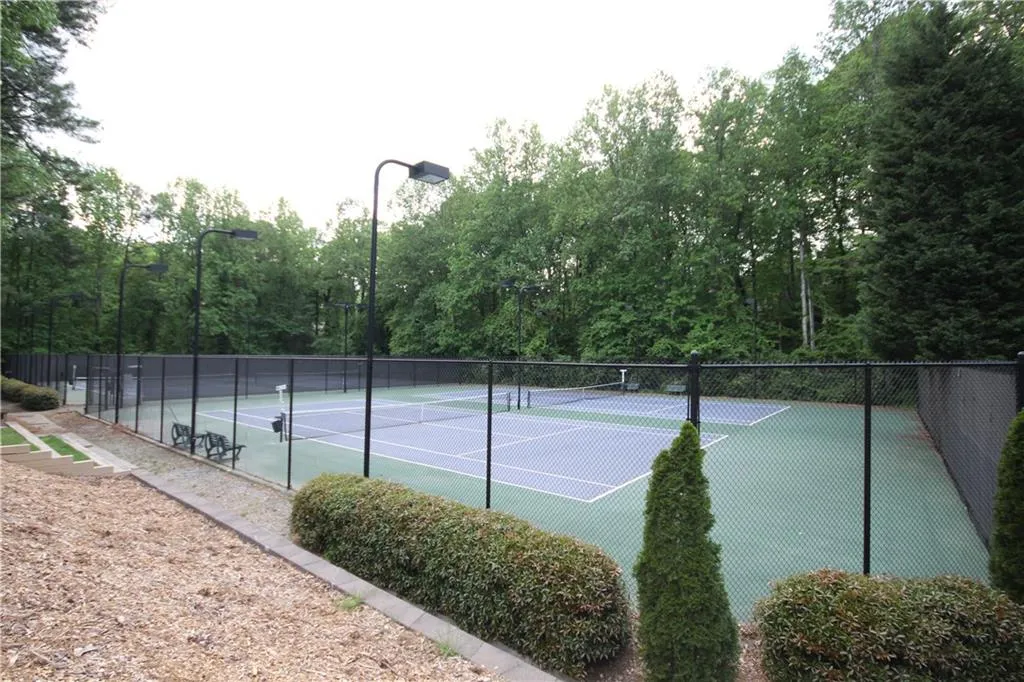 96 Dunwoody Springs Drive Unit 96, Sandy Springs, Georgia 30328, 3 Bedrooms Bedrooms, ,2 BathroomsBathrooms,Residential,Sold,96 Dunwoody Springs Drive Unit 96,5837502