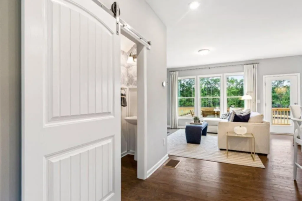 350 Provenance Drive, Sandy Springs, Georgia 30328, 4 Bedrooms Bedrooms, ,3 BathroomsBathrooms,Residential,Sold,350 Provenance Drive,6701751