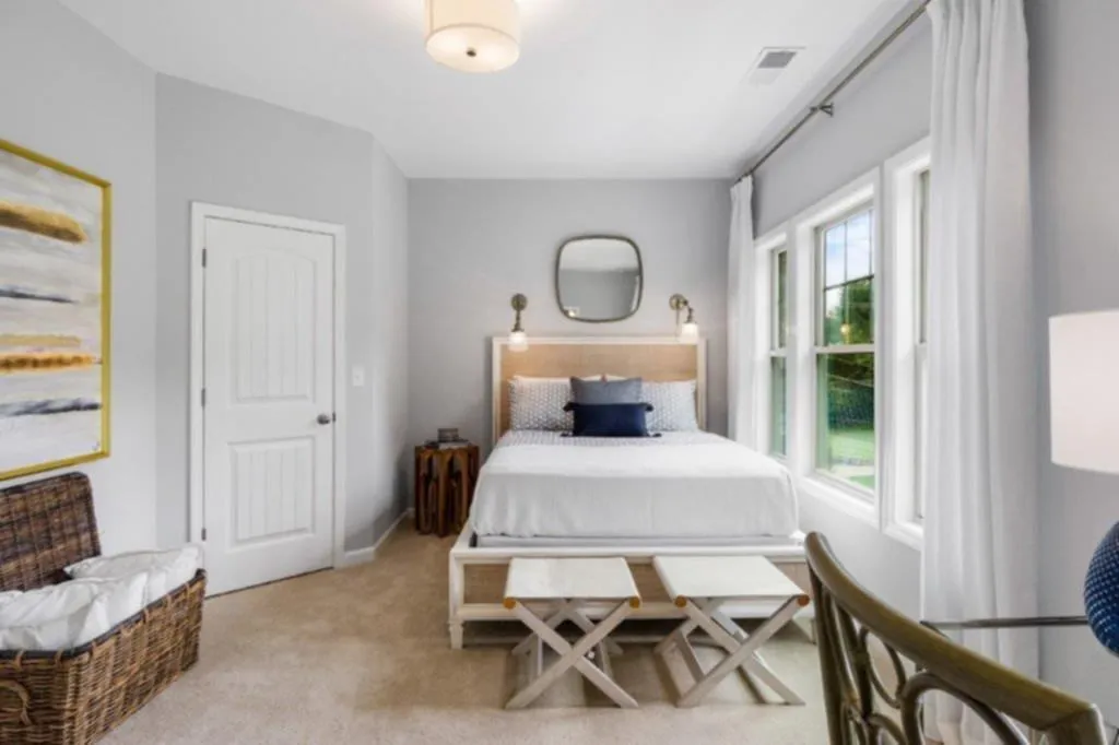 350 Provenance Drive, Sandy Springs, Georgia 30328, 4 Bedrooms Bedrooms, ,3 BathroomsBathrooms,Residential,Sold,350 Provenance Drive,6701751