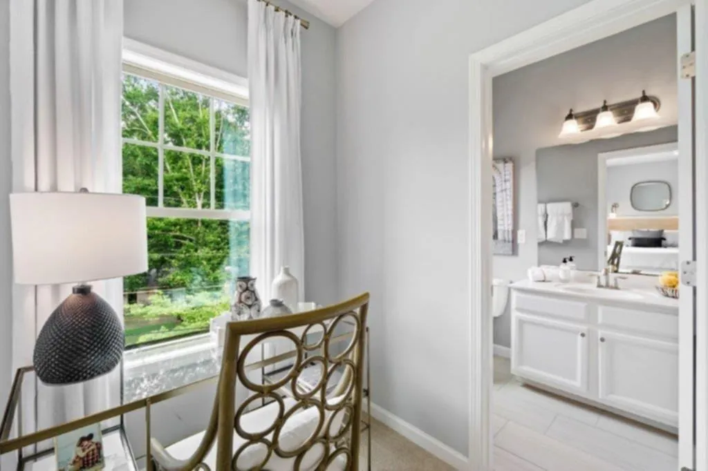 350 Provenance Drive, Sandy Springs, Georgia 30328, 4 Bedrooms Bedrooms, ,3 BathroomsBathrooms,Residential,Sold,350 Provenance Drive,6701751