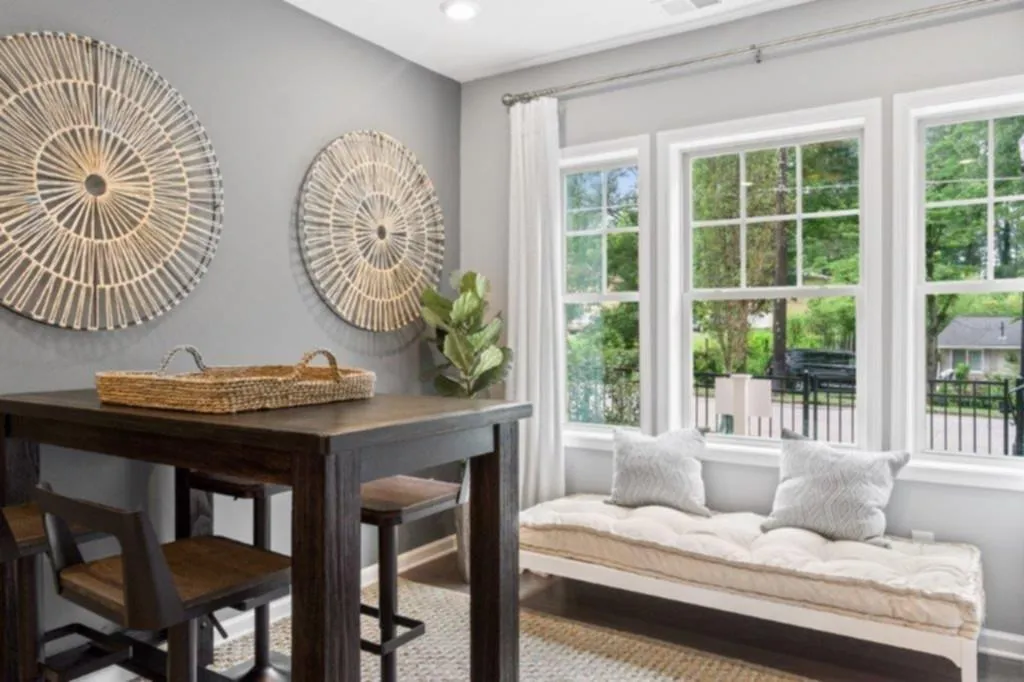 350 Provenance Drive, Sandy Springs, Georgia 30328, 4 Bedrooms Bedrooms, ,3 BathroomsBathrooms,Residential,Sold,350 Provenance Drive,6701751