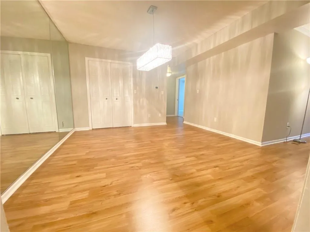 6851 Roswell Road Unit Q14, Sandy Springs, Georgia 30328, 3 Bedrooms Bedrooms, ,2 BathroomsBathrooms,Residential,Sold,6851 Roswell Road Unit Q14,7128500