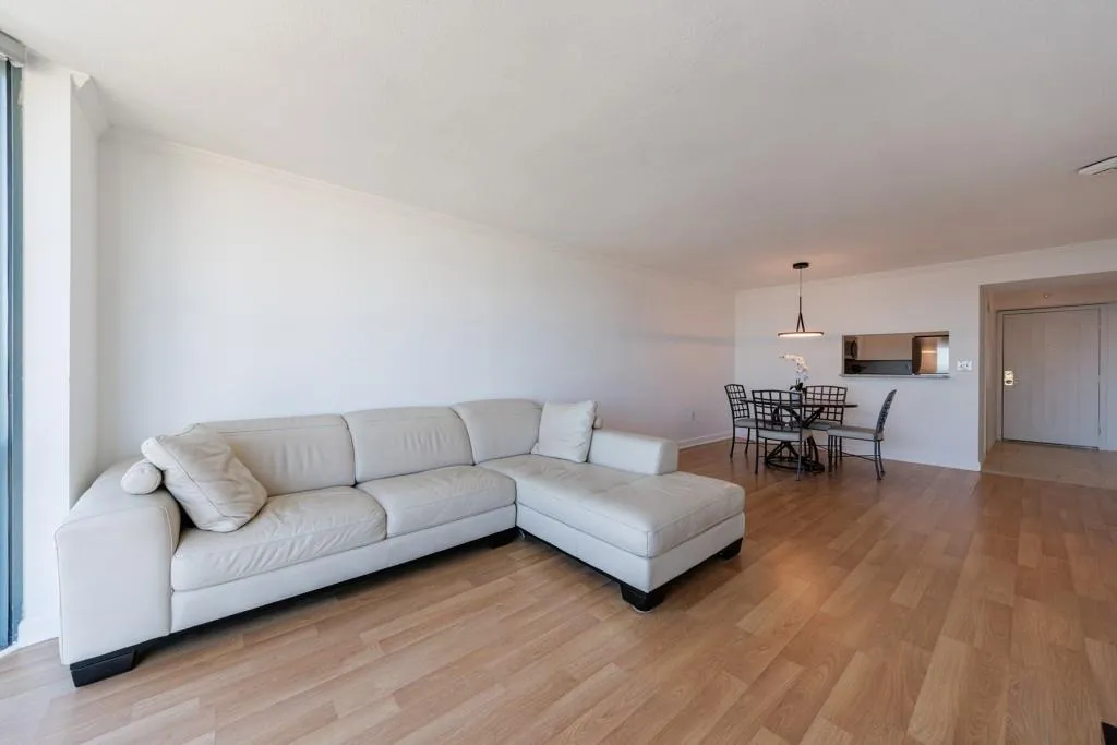 2870 Pharr Court South Nw Unit 2602, Atlanta, Georgia 30305, 1 Bedroom Bedrooms, ,1 BathroomBathrooms,Residential,For Sale,2870 Pharr Court South Nw Unit 2602,7489745