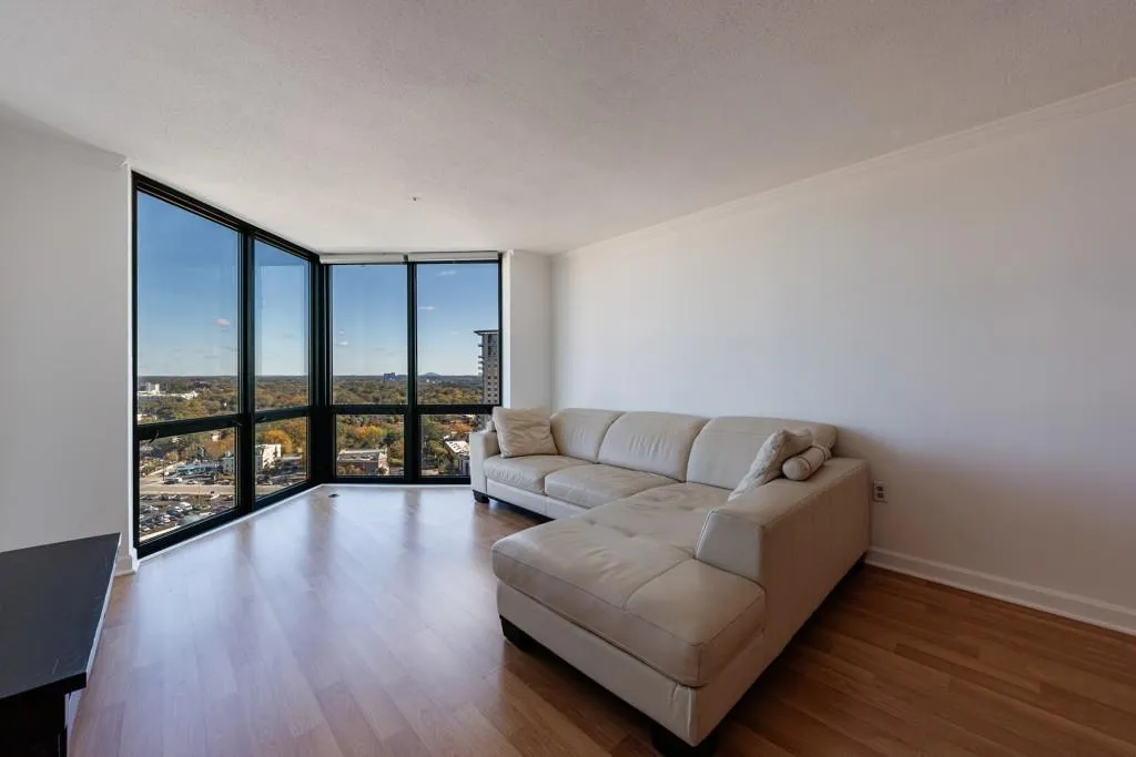 2870 Pharr Court South Nw Unit 2602, Atlanta, Georgia 30305, 1 Bedroom Bedrooms, ,1 BathroomBathrooms,Residential,For Sale,2870 Pharr Court South Nw Unit 2602,7489745